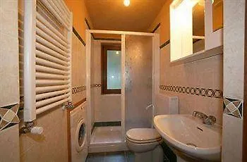 Champoluc Apartments Отель 2*