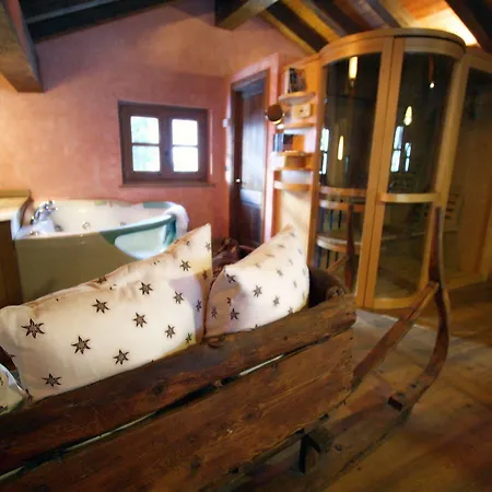 Champoluc Apartments 2*