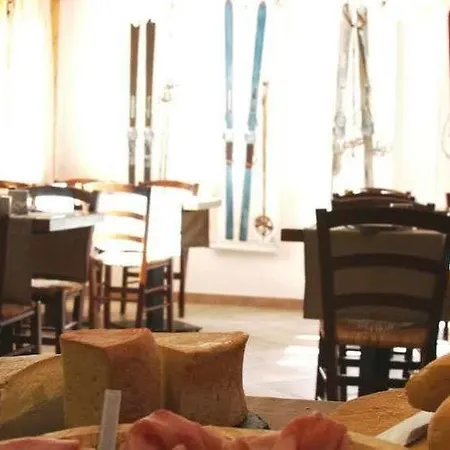 Отель Champoluc Apartments