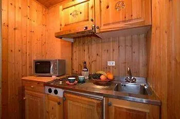 Champoluc Apartments 2*