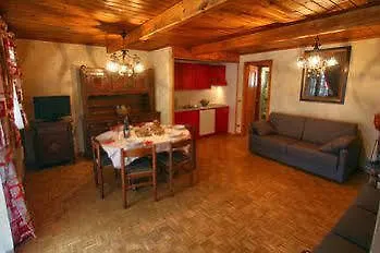 Champoluc Apartments 2*
