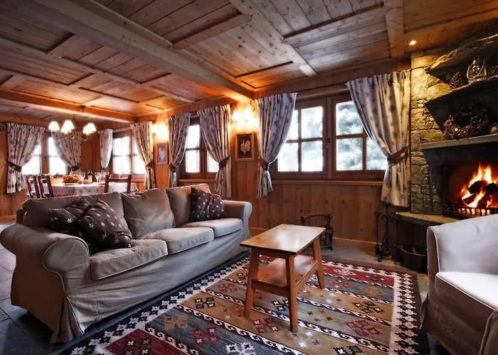 Champoluc Apartments Hotel 2*