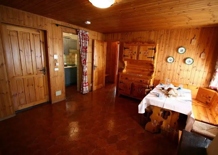 Champoluc Apartments Hotel