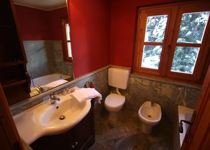 Champoluc Apartments Hotel