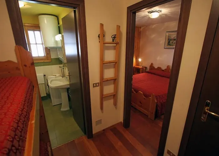 Champoluc Apartments 2*